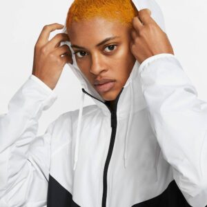 Sportswear-Windrunner-3
