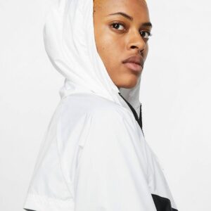Sportswear-Windrunner-4